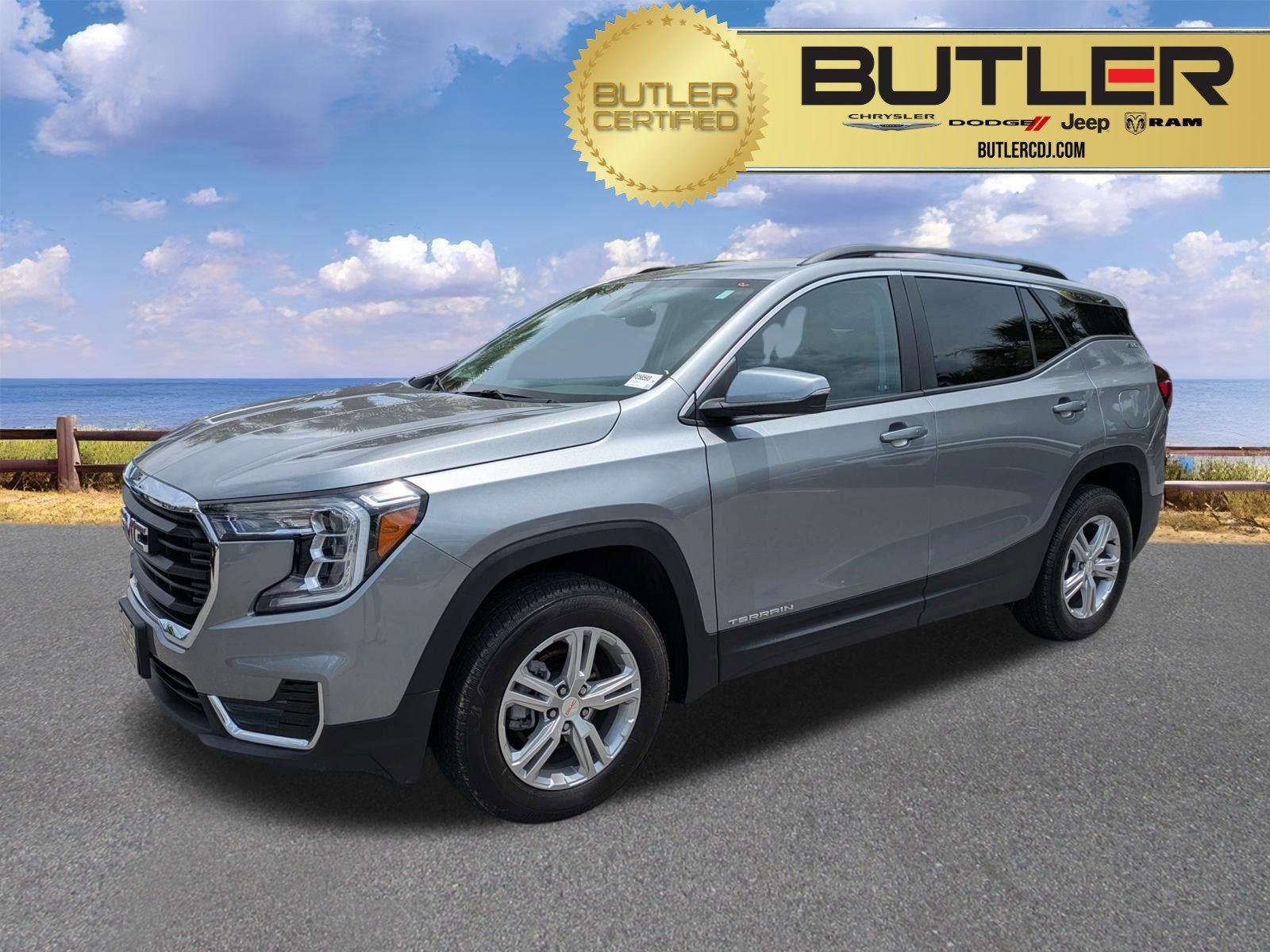 Used 2024 Sterling Metallic GMC SLE image 1