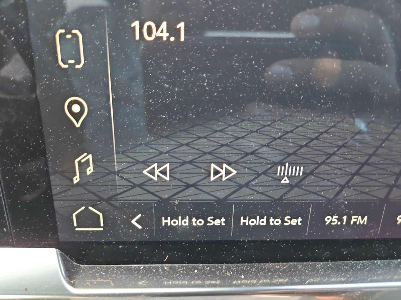 Used 2024 Titanium Rush Metallic GMC Elevation image 16