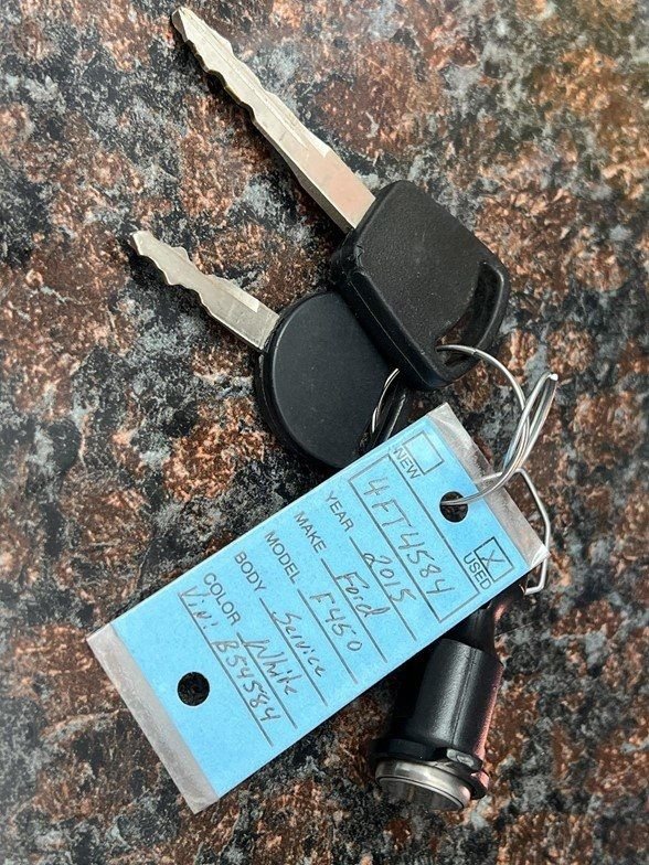 2015 Ford F-450 Super Duty Chassis Cab XL - Photo 43