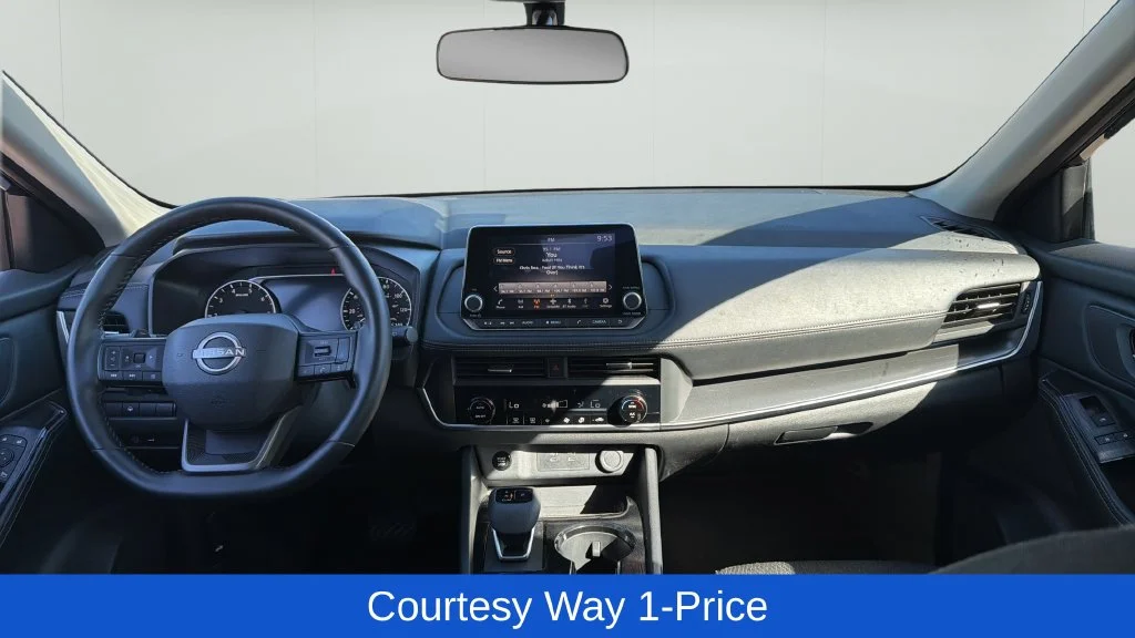 Used 2025 Blue Nissan SV image 13