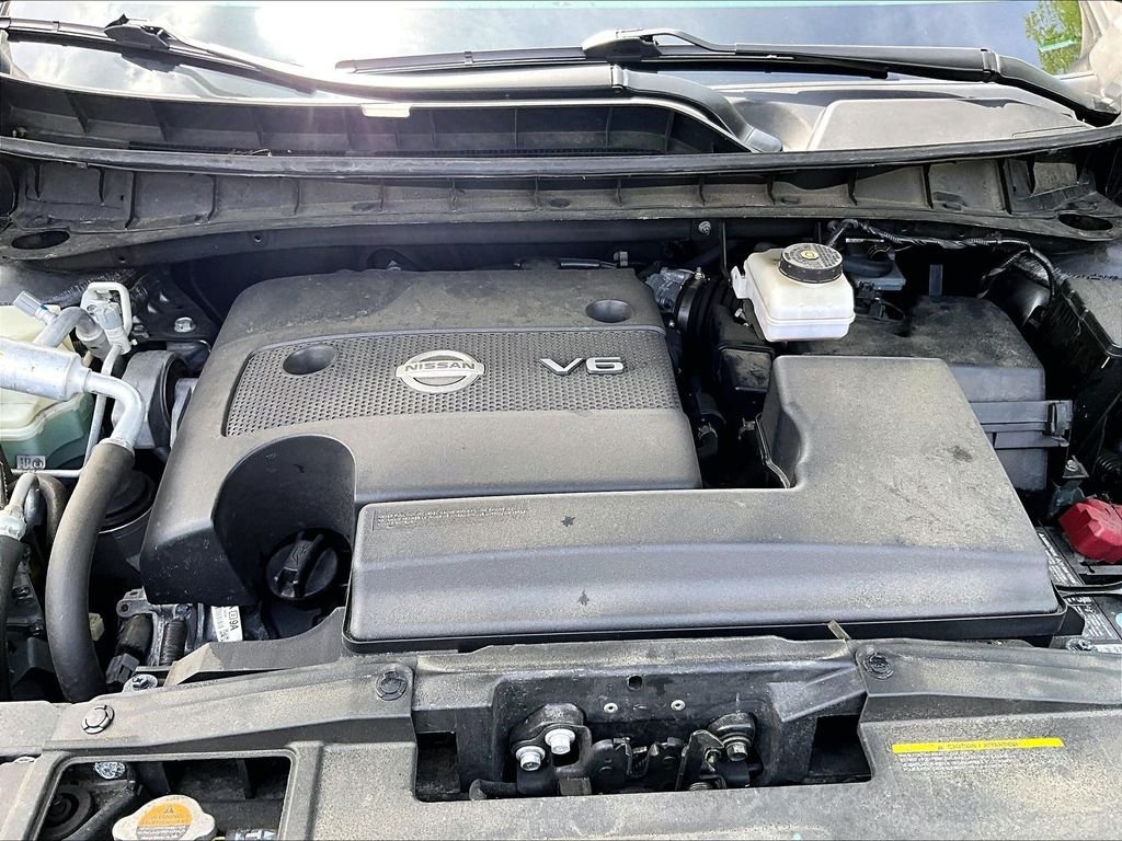 Certified Used 2023 Gray Nissan Platinum image 29