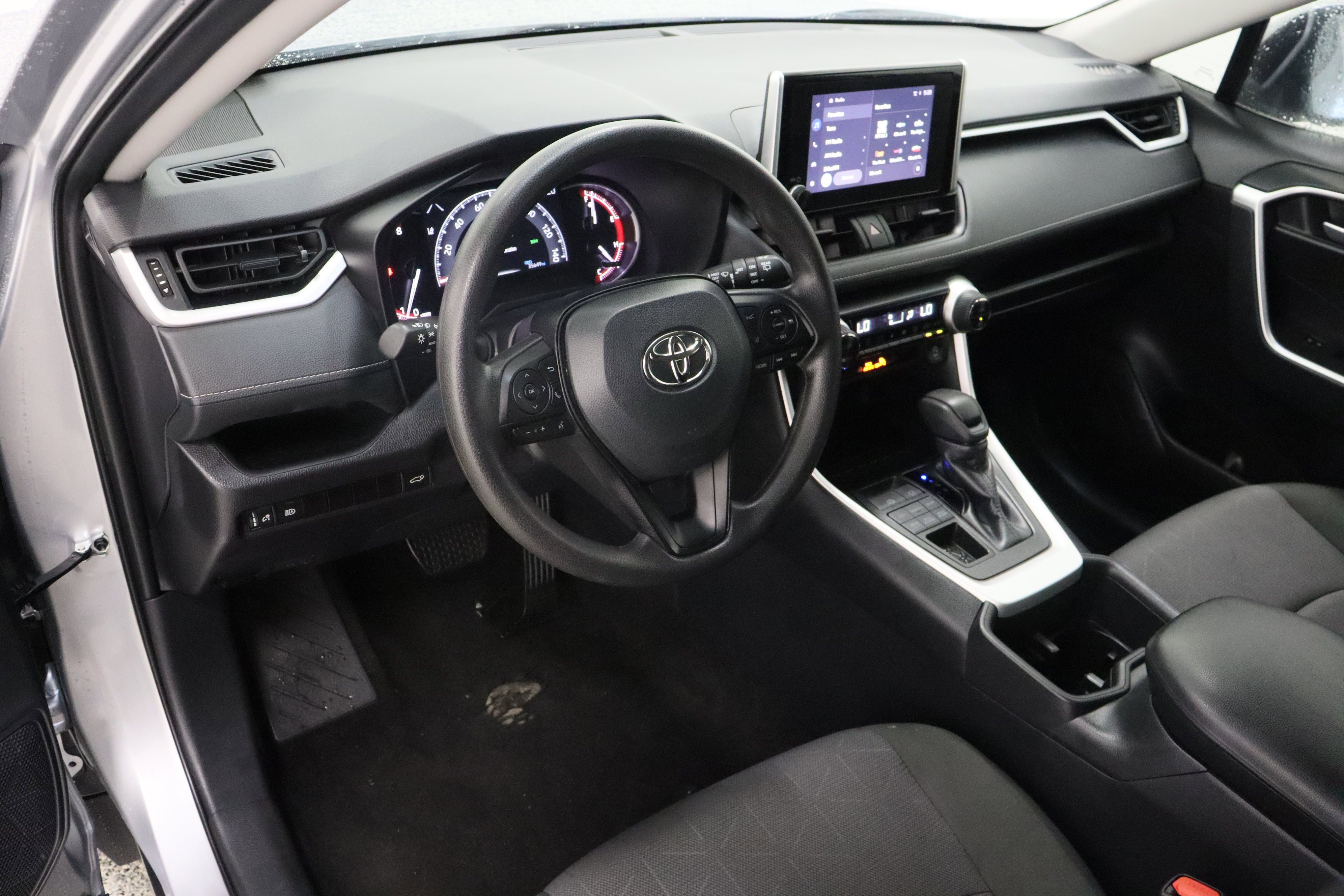 Certified Used 2025 Silver Sky Metallic Toyota XLE 2.5L image 13