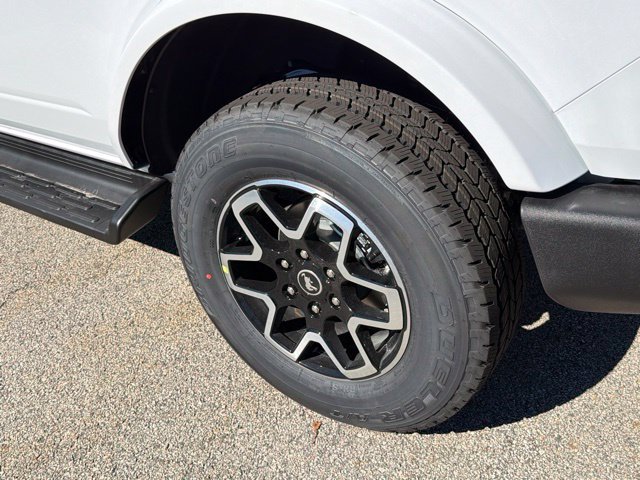 New 2026 White Ford Outer Banks image 7