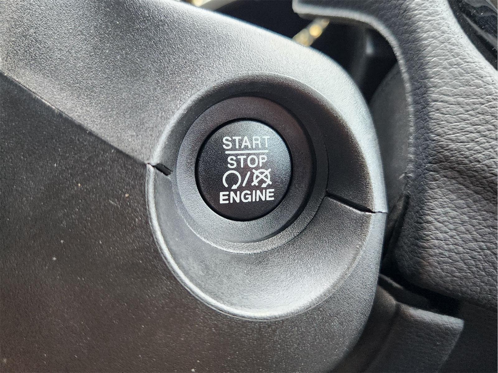 2020 Jeep Compass photo 20 of 33