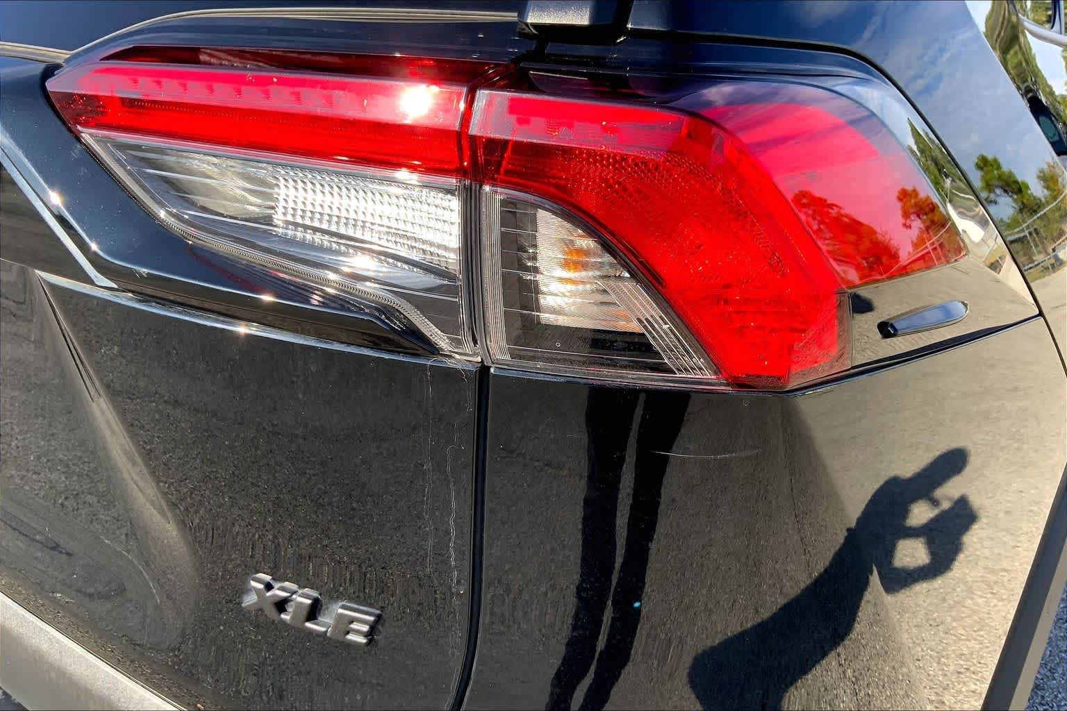 Used 2025 Midnight Black Metallic Toyota XLE image 30