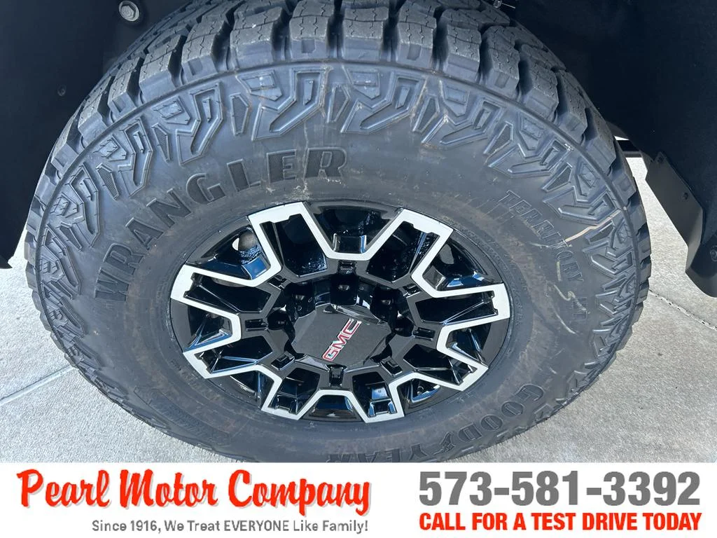 2026 GMC Sierra 2500HD AT4X - Photo 10