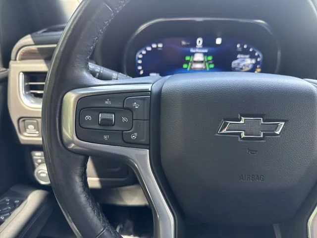 Used 2022 Red Chevrolet Z71 image 20