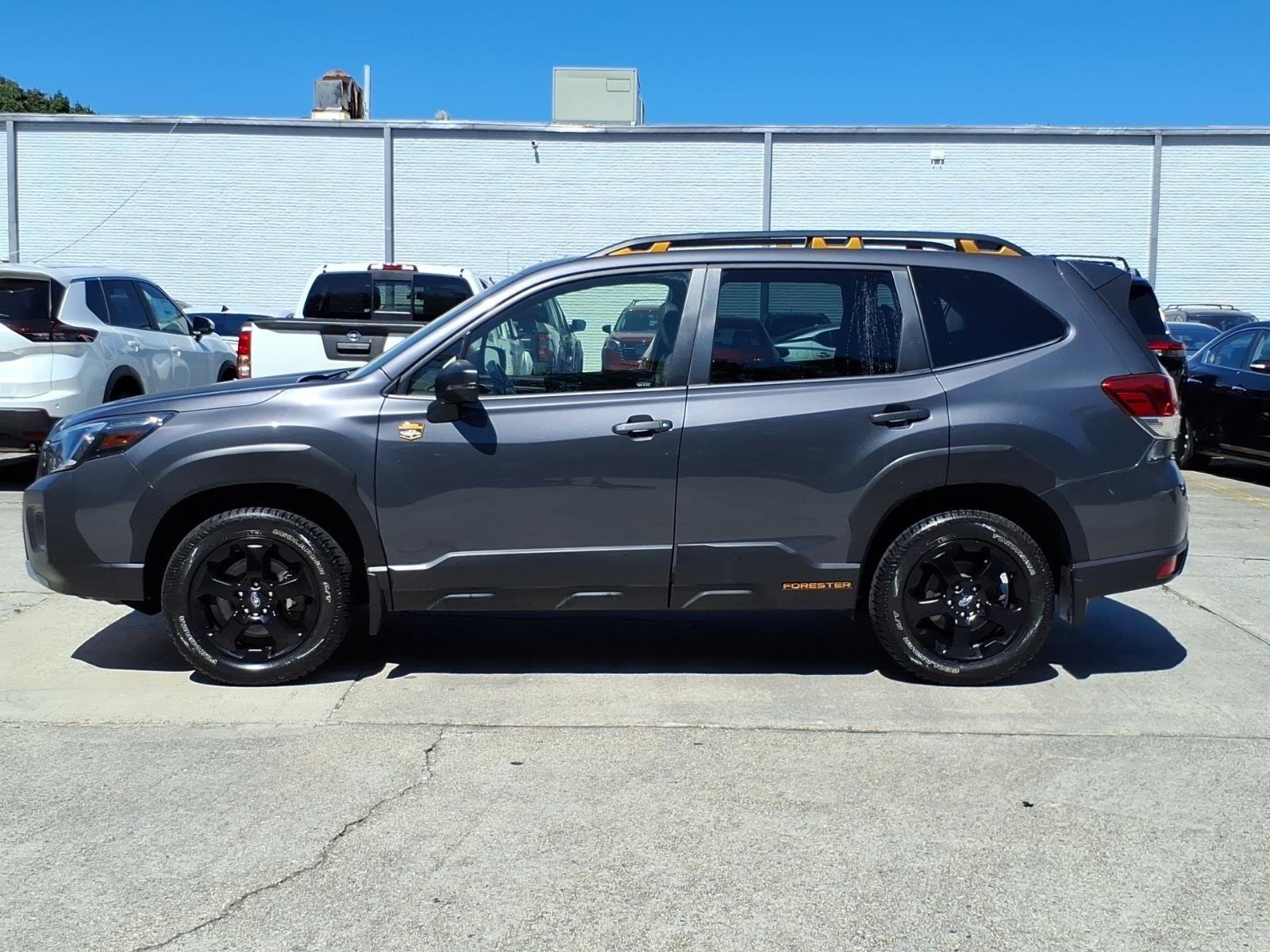 Used 2024 Magnetite Gray Metallic Subaru Wilderness image 3