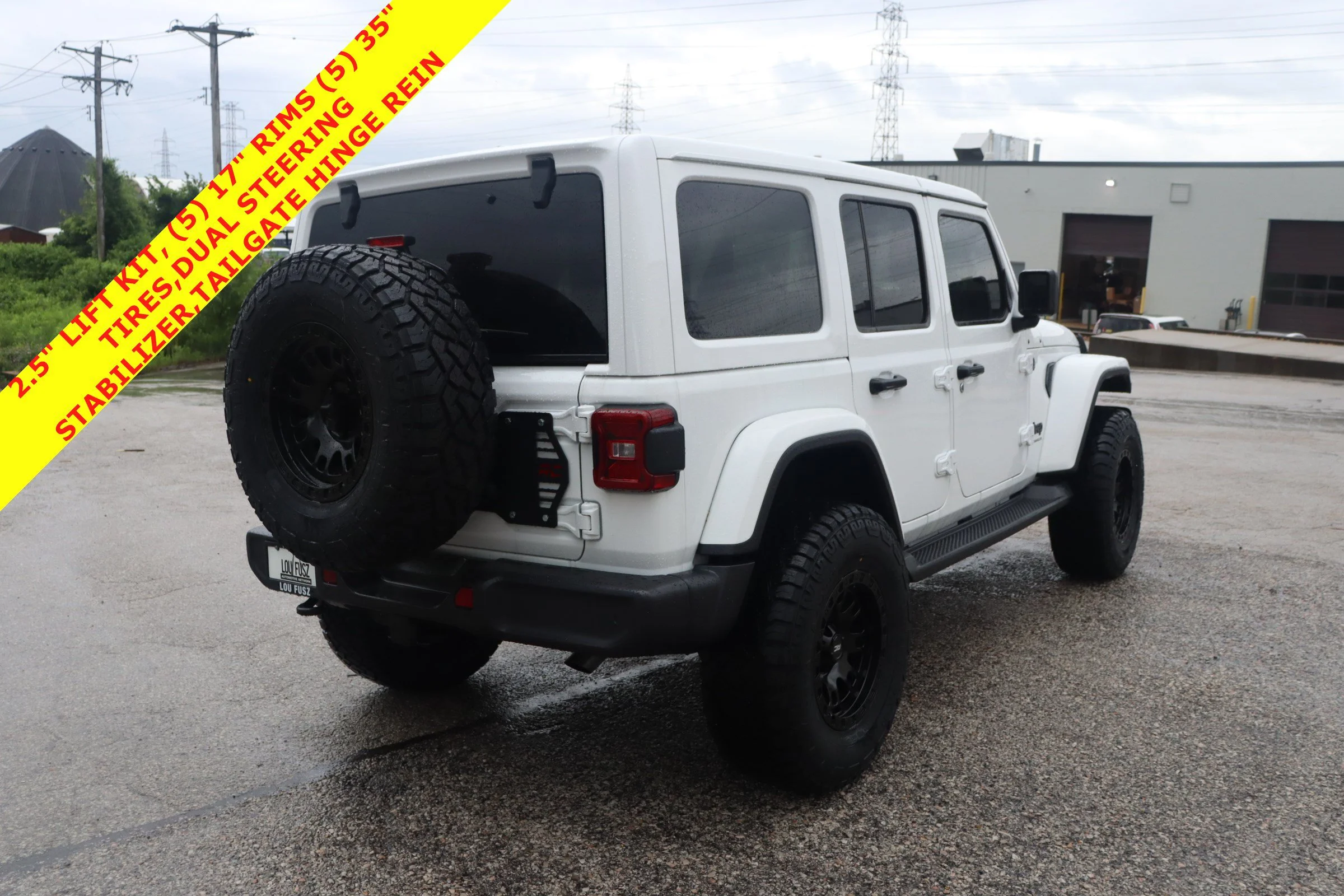 New 2026 Bright White Clear-Coat Exterior Paint Jeep Sahara image 7