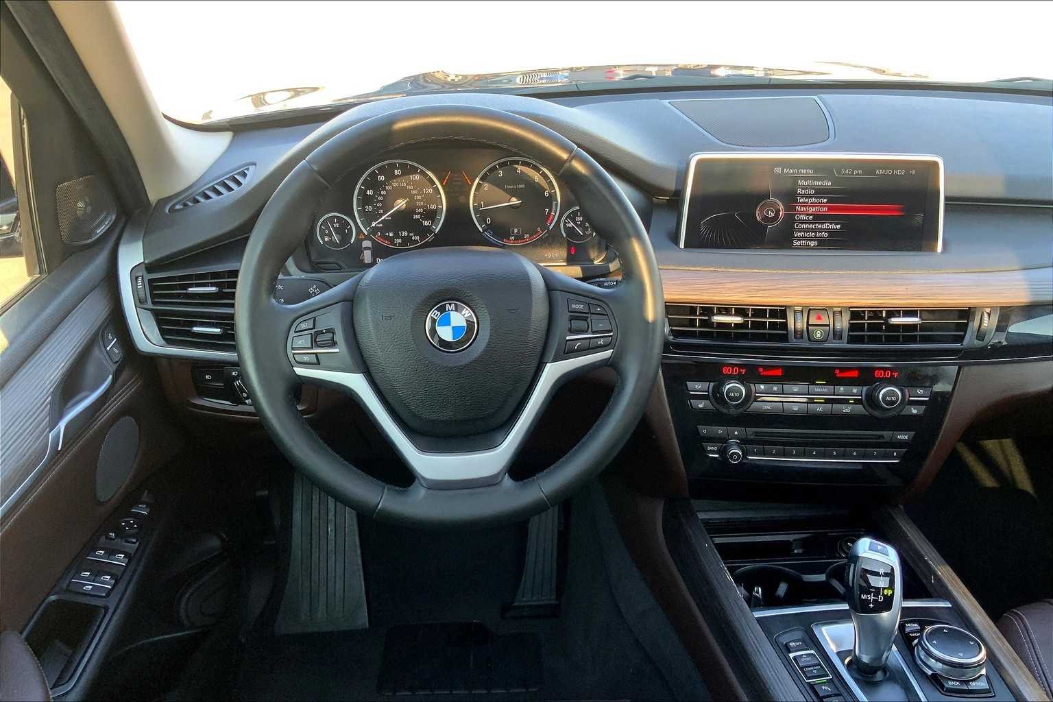 Used 2016 Imperial Blue Metallic BMW sDrive35i image 5