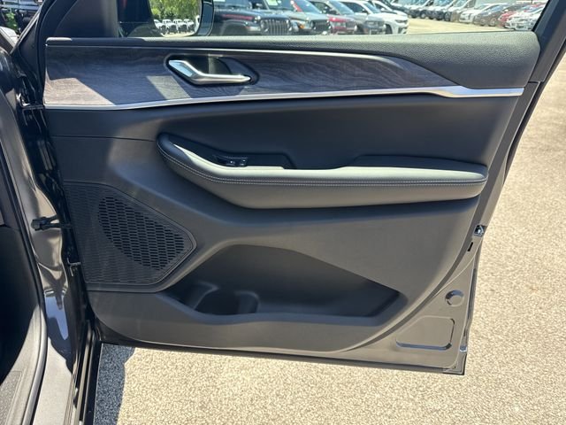 New 2026 Gray Jeep Laredo Altitude image 15
