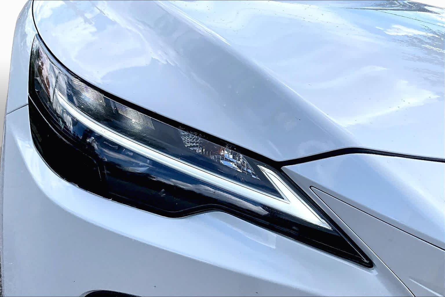 Used 2024 Eminent White Pearl Lexus Premium image 27