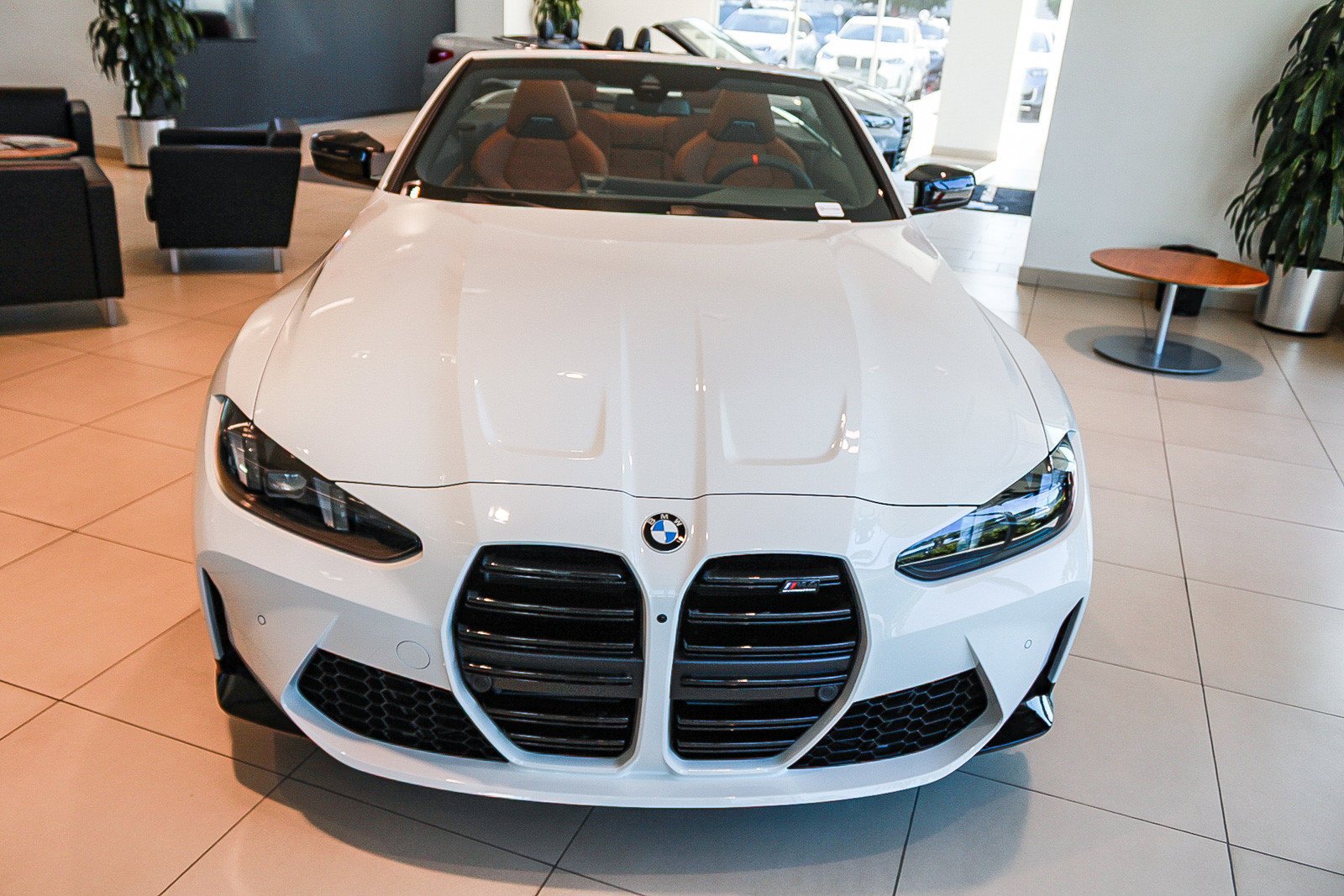 New 2027 Alpine White BMW Competition xDrive image 2