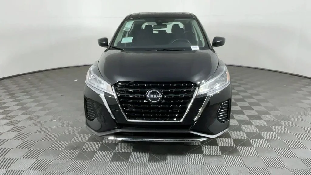 2025 Nissan KICKS PLAY Base - Photo 9