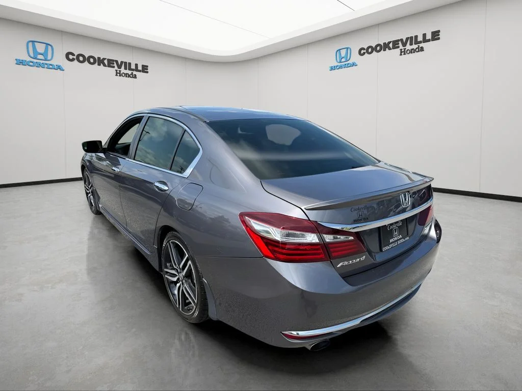 Used 2017 Modern Steel Honda Sport image 8