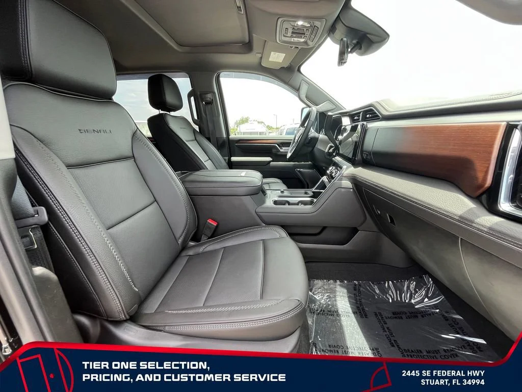 Used 2026 Onyx Black GMC Denali image 20