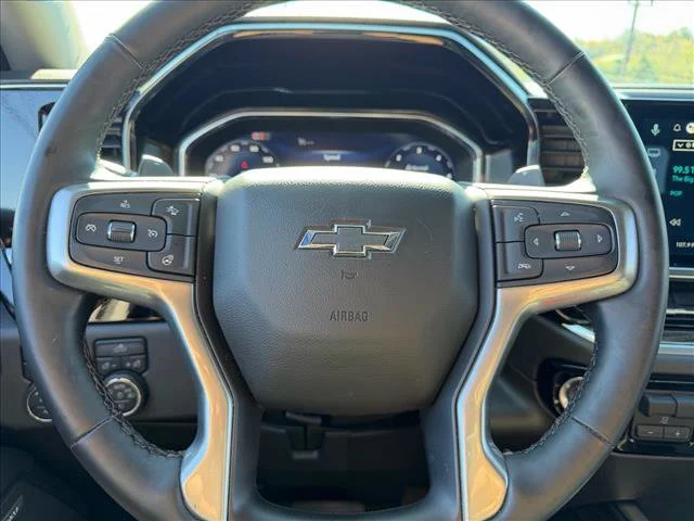 Used 2025 Blue Chevrolet LT Trail Boss image 15