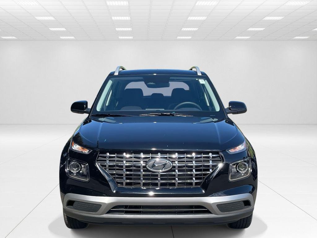 New 2026 Black Hyundai SEL image 2