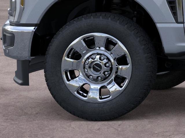 New 2026 Glacier Gray Metallic Tri-Coat Ford F-250® Lariat® image 39
