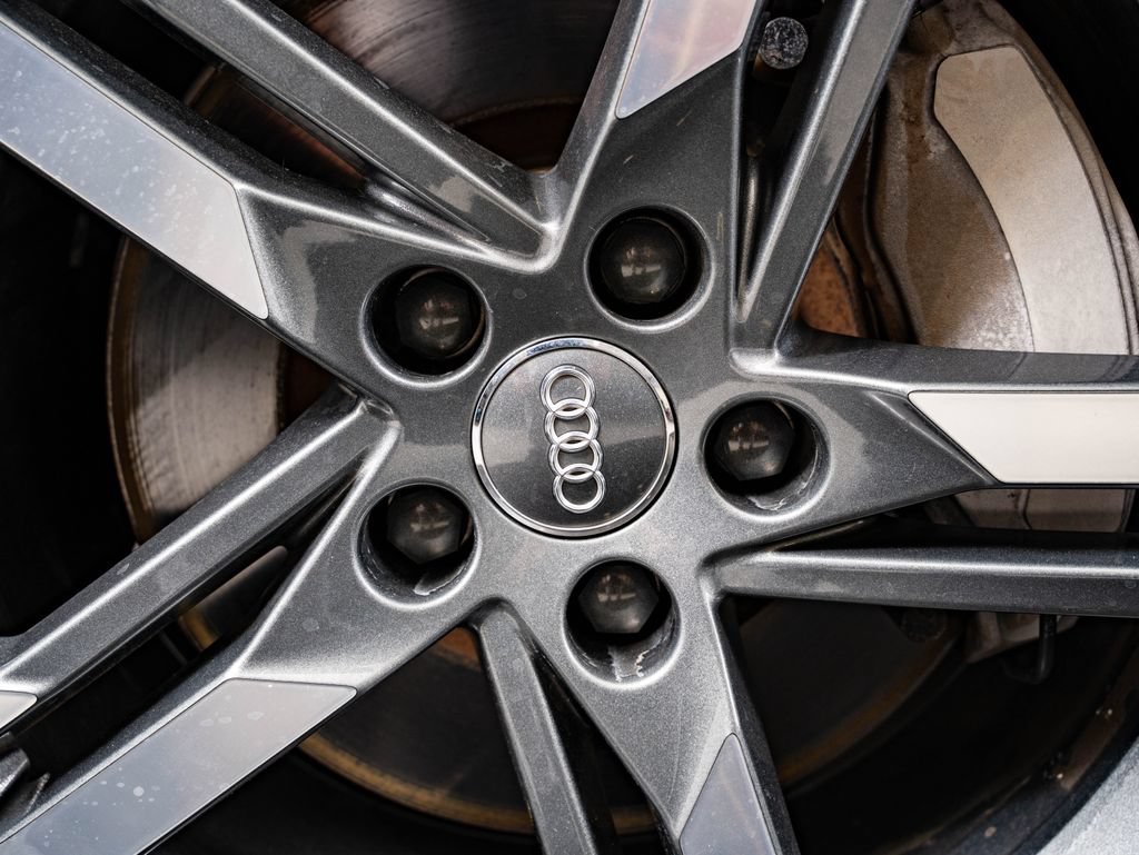 Used 2018 Moonlight Blue Metallic Audi 2.0T Premium Plus image 8