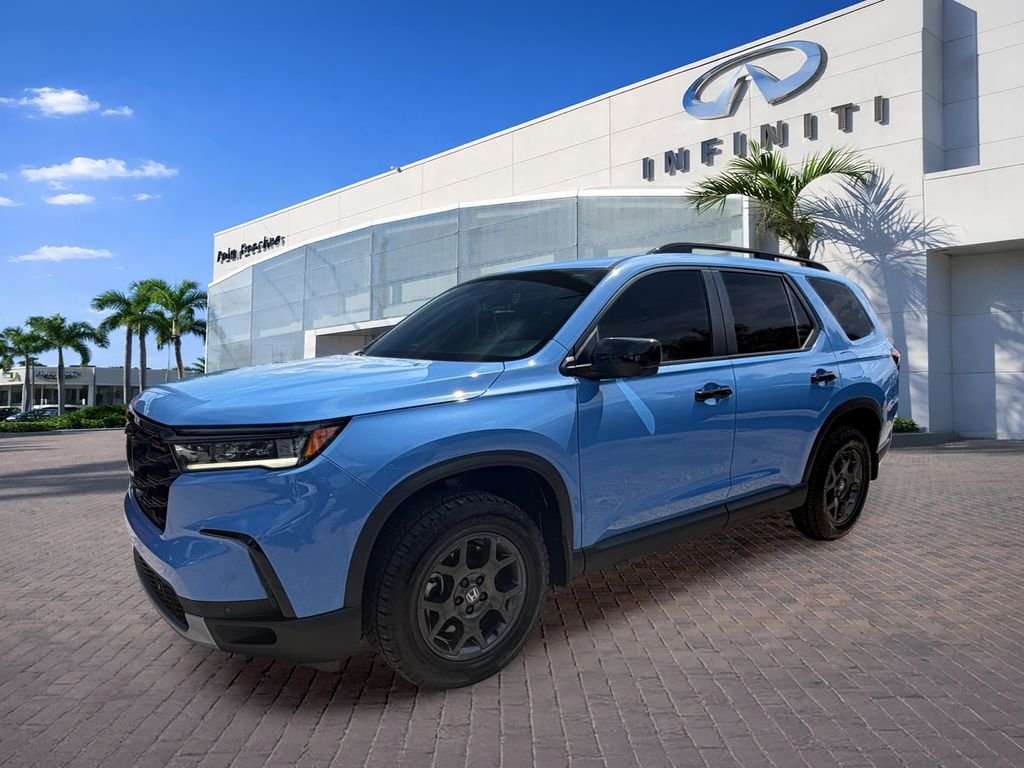 Used 2024 Blue Honda TrailSport image 3