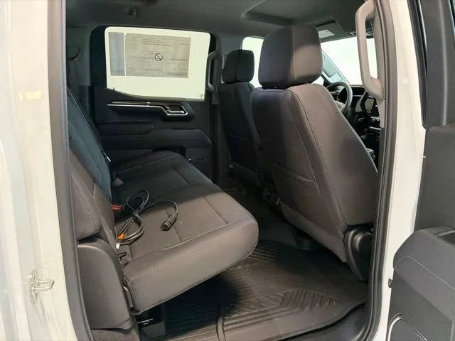 New 2026 Summit White Chevrolet LT image 30