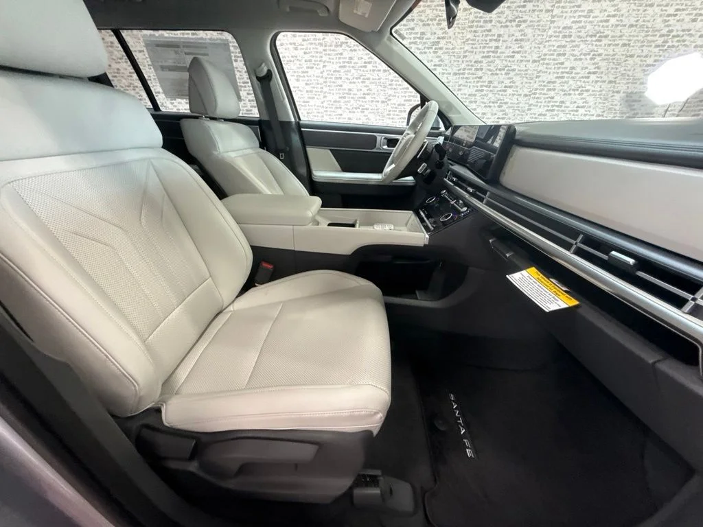 New 2027 Shimmering Silver Hyundai SEL image 12
