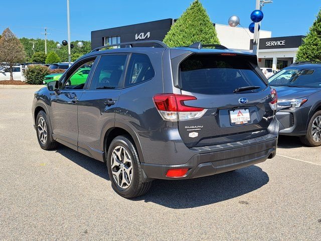 Certified Used 2021 Gray Subaru Premium image 8