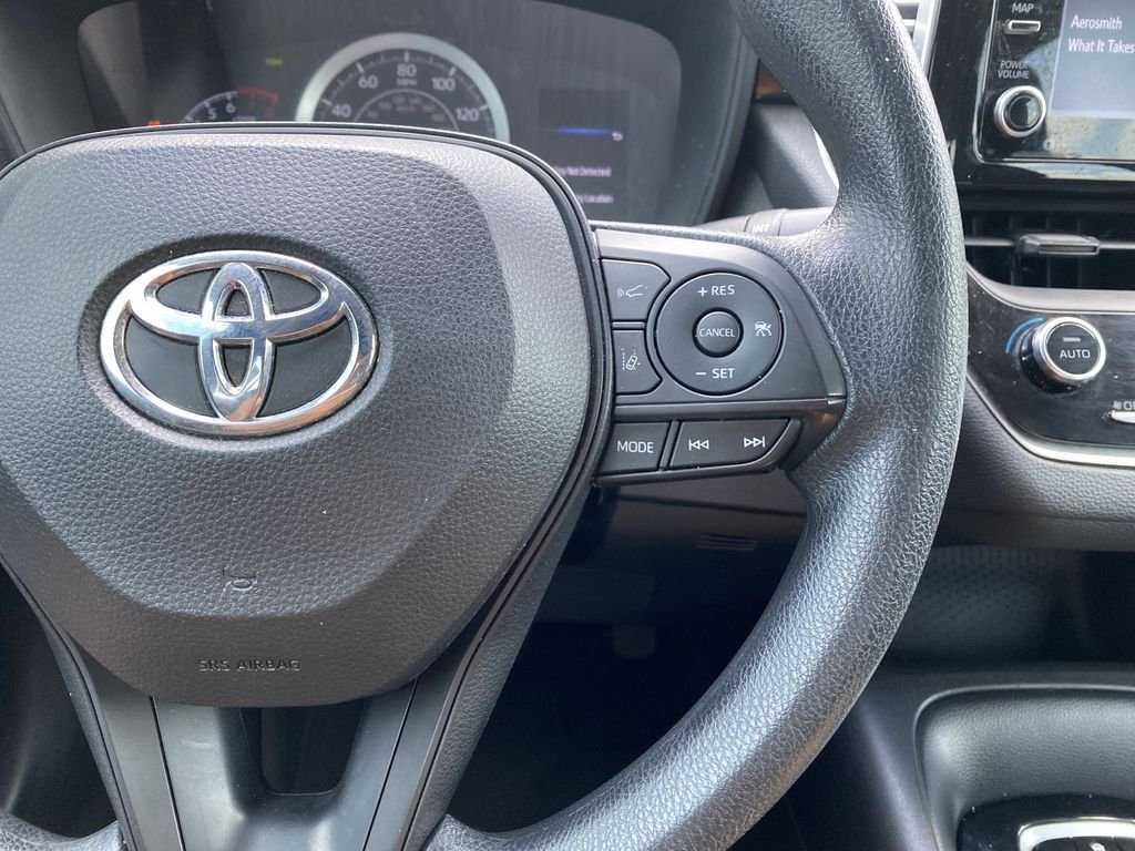 Used 2021 Celestite Toyota LE image 21