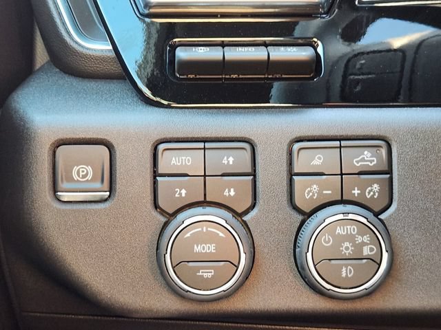 New 2026 Polar White Tricoat Chevrolet High Country DRW image 21