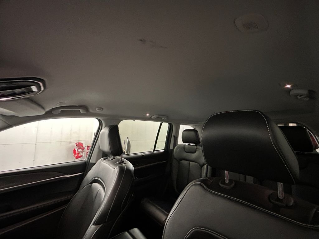 Used 2023 White Jeep Limited image 25