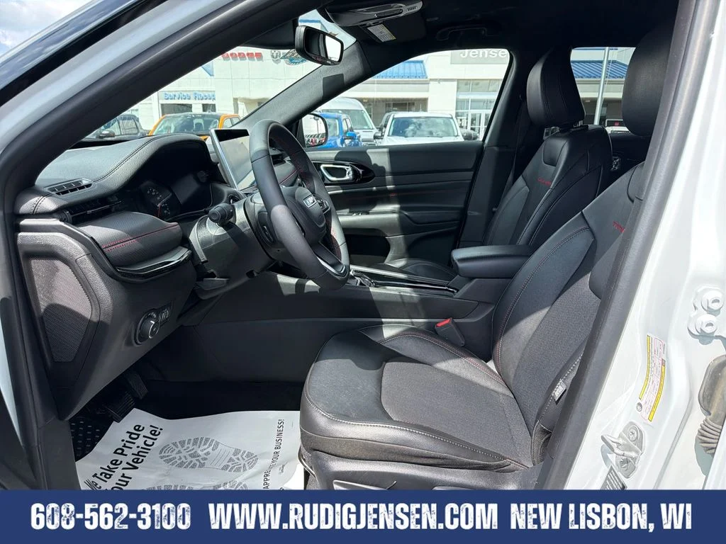 Used 2025 Bright White Clearcoat Jeep Trailhawk image 9