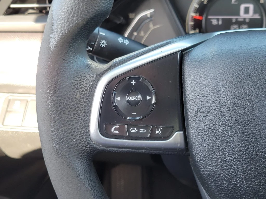 Used 2016 Lunar Silver Metallic Honda LX image 21