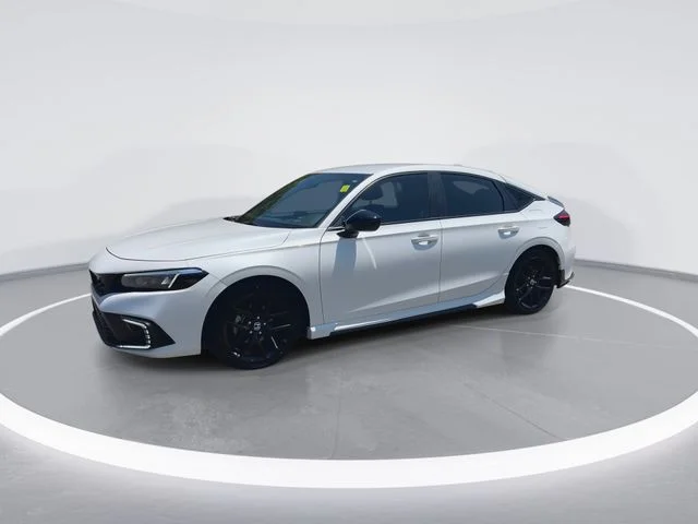 Used 2024  Honda Sport image 4