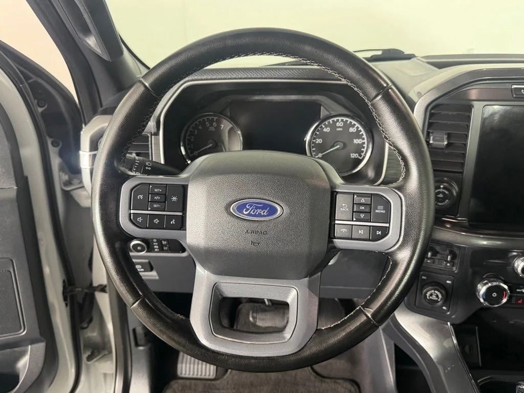 Used 2023 White Ford XLT image 8