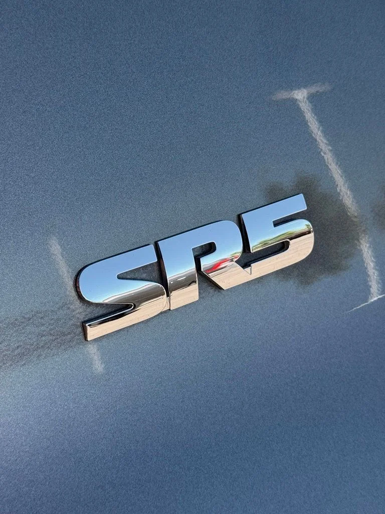 Used 2022 Magnetic Gray Metallic Toyota SR5 Premium image 10