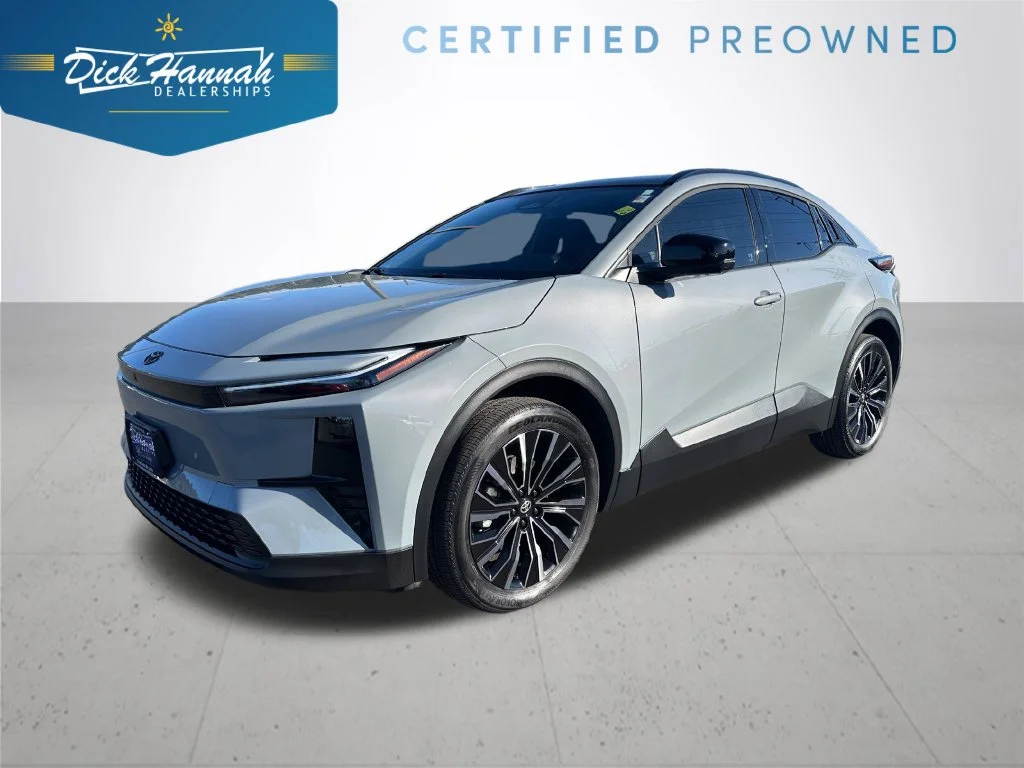 Certified Used 2026  Toyota XSE image 1