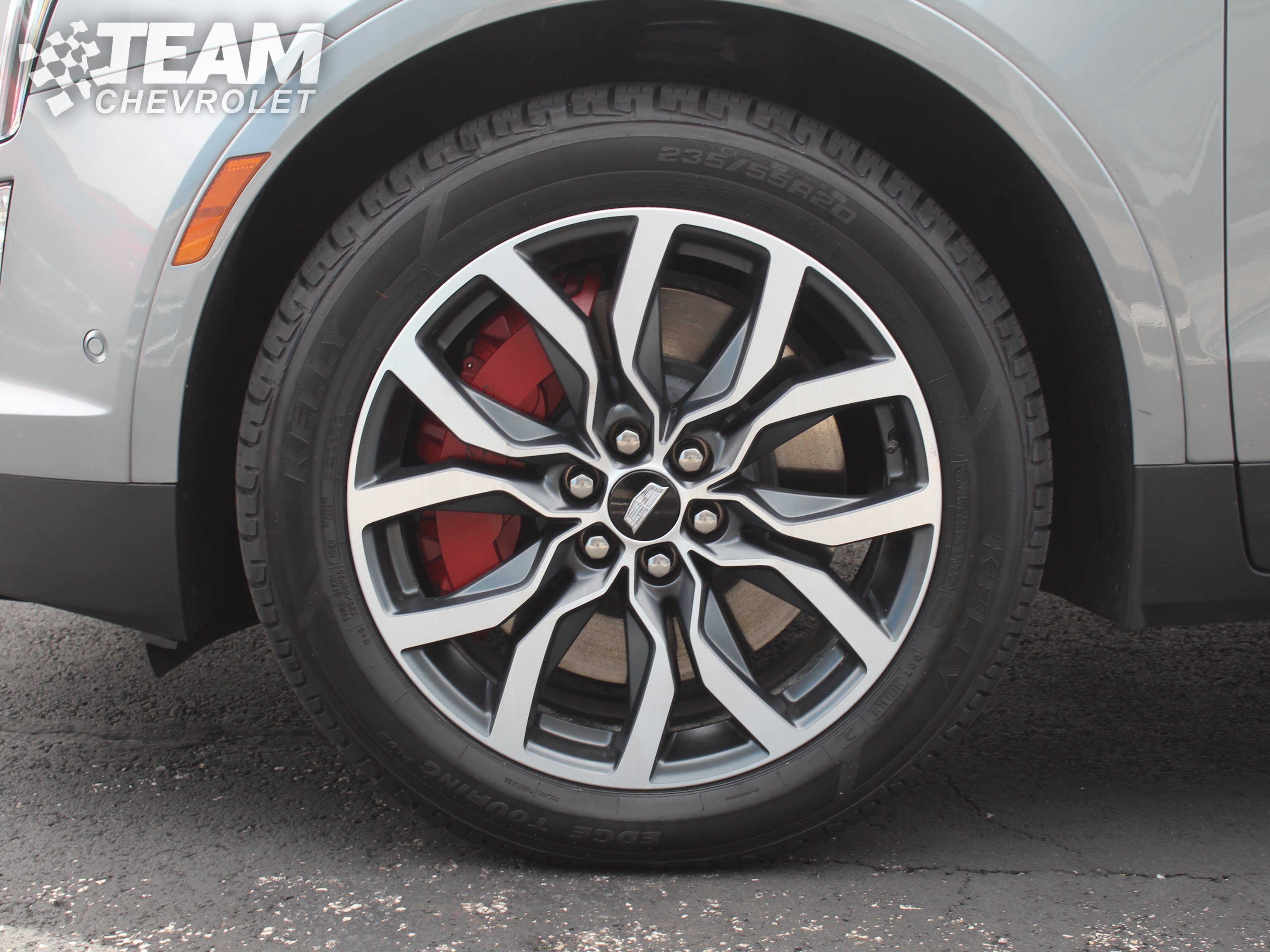 Used 2024 Argent Silver Metallic Cadillac Sport image 32