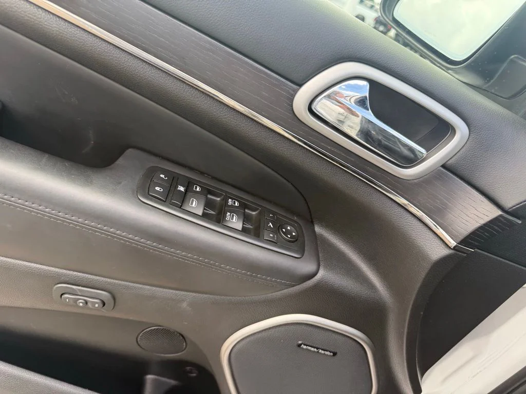 Used 2018 White Jeep Overland image 6
