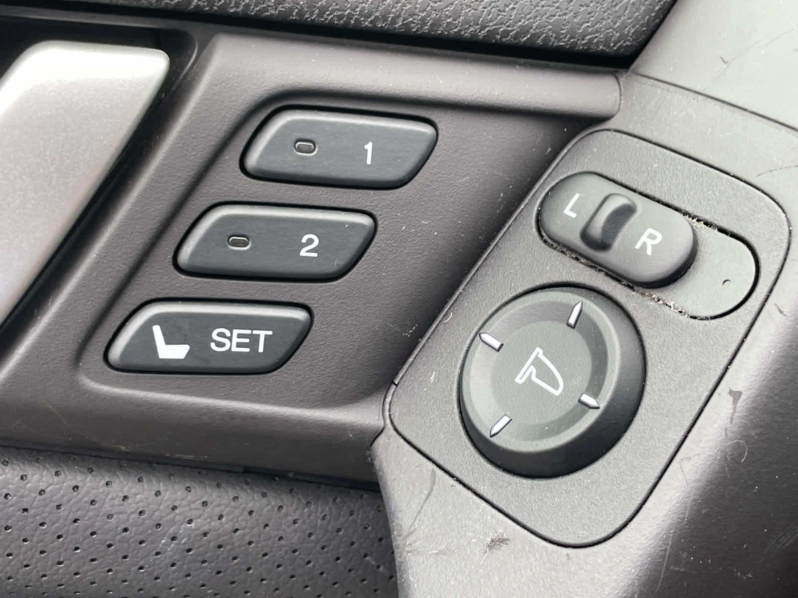Used 2012 Bellanova White Pearl Acura  image 32