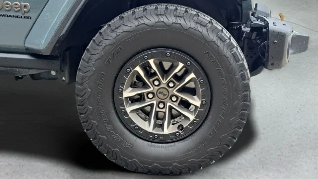 Used 2024 Anvil Clear Coat Jeep Rubicon 392 image 49