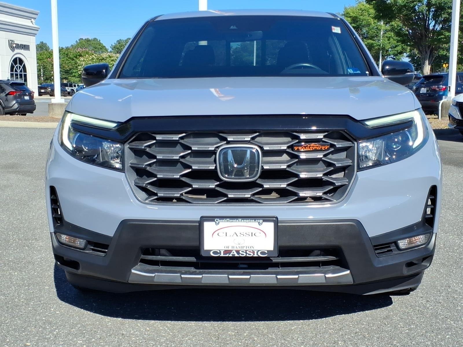 Used 2024 Sonic Gray Pearl Honda TrailSport image 13