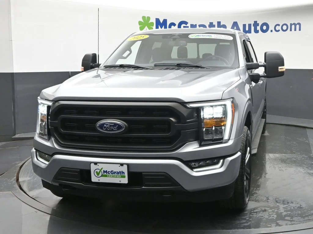 Used 2023 Silver Ford XLT image 6