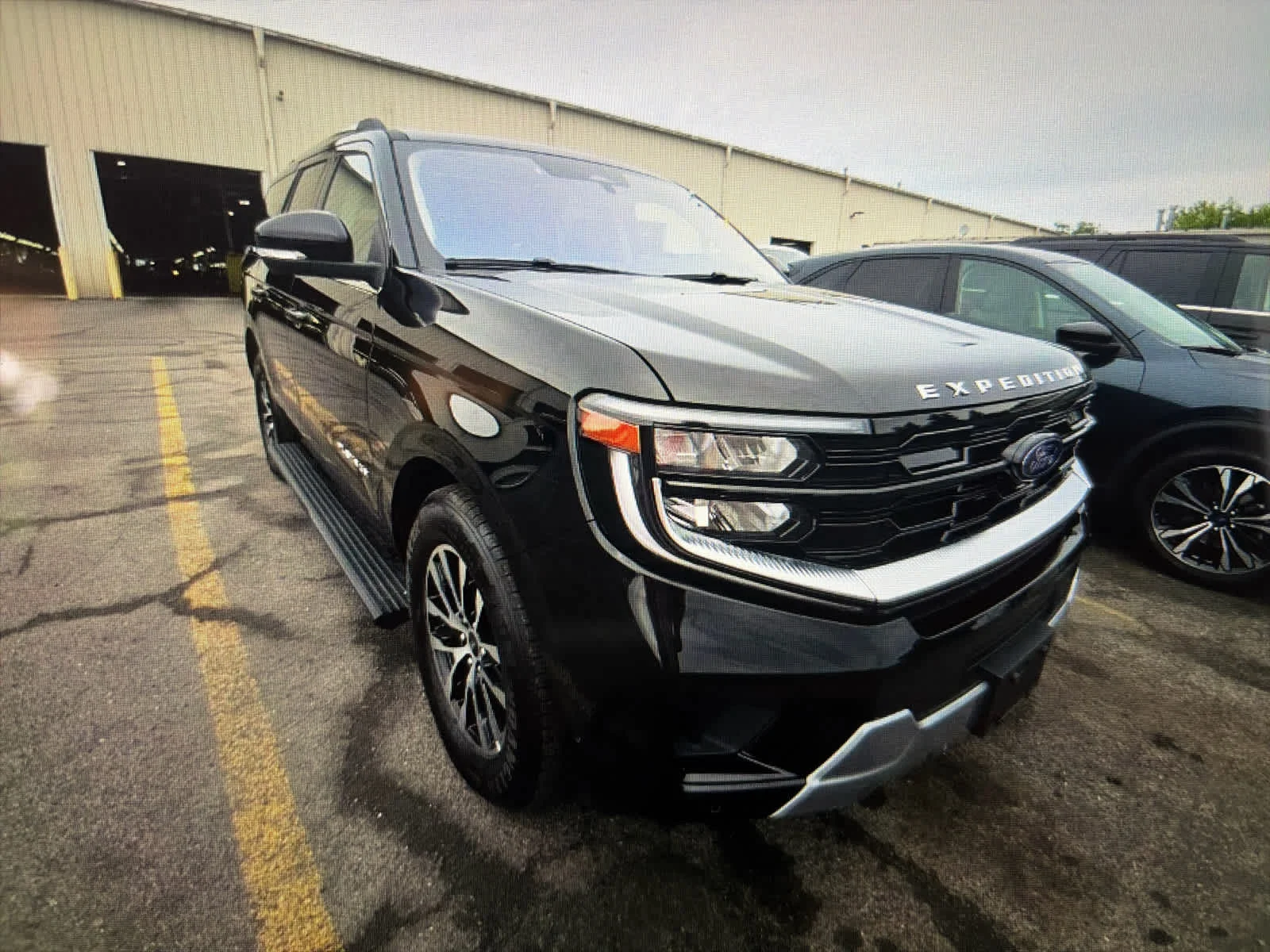 2025 Ford Expedition's photo