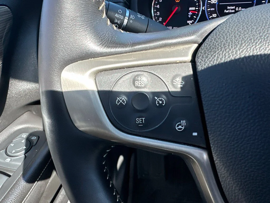 Used 2022 Marine Metallic GMC Denali image 17