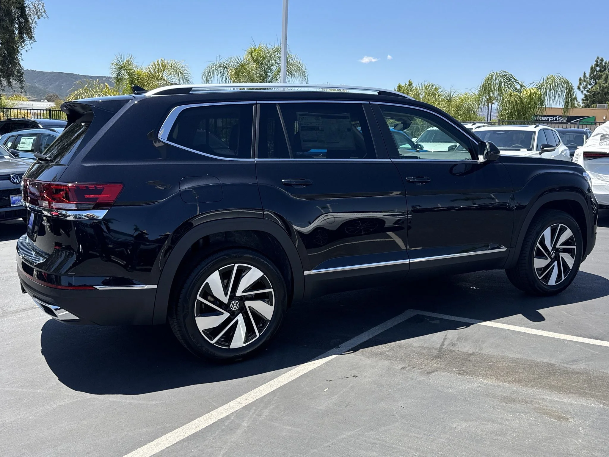 New 2026 Deep Black Pearl Volkswagen 2.0T SEL image 9