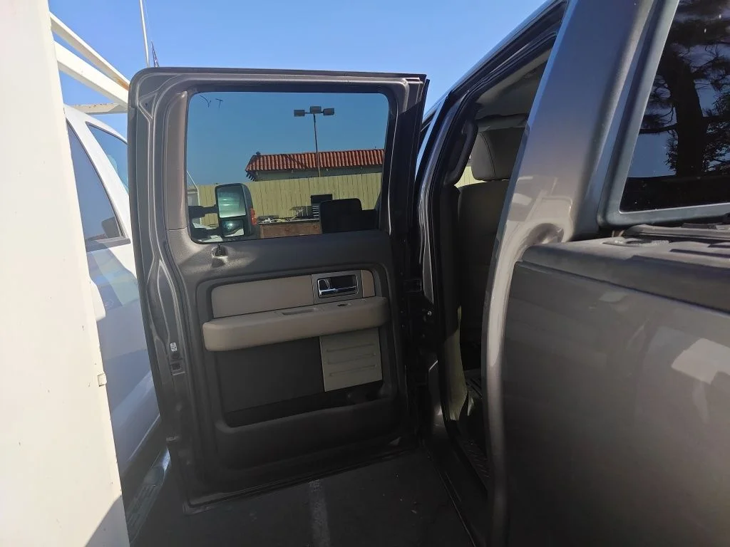 Used 2010 White Ford XLT image 15
