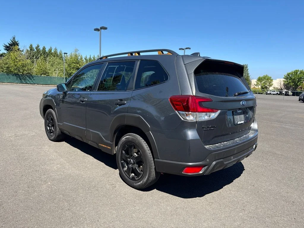 Used 2023 Magnetite Gray Metallic Subaru Wilderness image 5