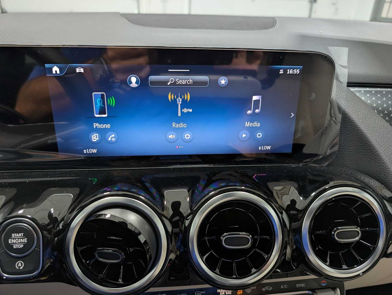 New 2026 Polar White Mercedes-Benz GLA 250 image 18