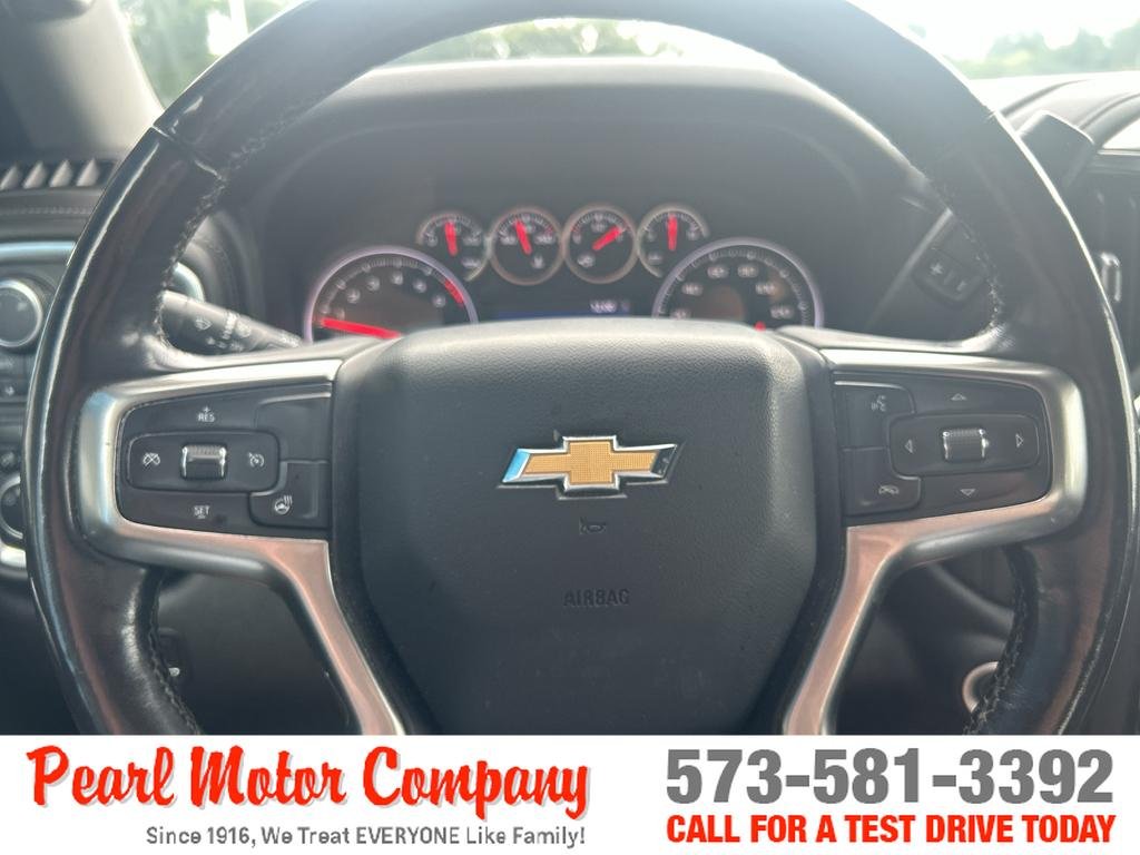 Certified Used 2019 BLACK Chevrolet LT image 13